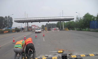 交通设施 道路划线、停车场划线与指示牌施工安装的重要性